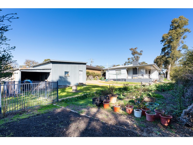 10 Market Street, Harcourt VIC 3453