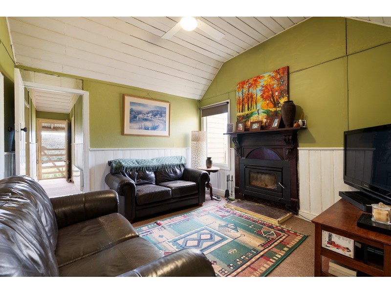 108 Tarilta Road, Guildford VIC 3451