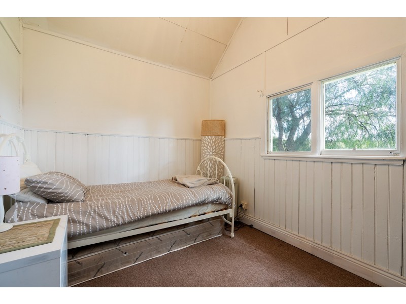 108 Tarilta Road, Guildford VIC 3451