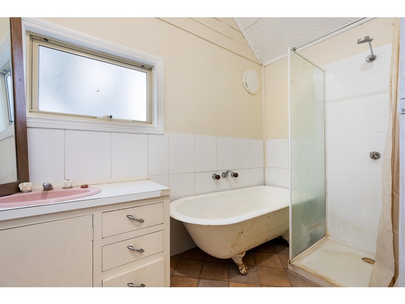 108 Tarilta Road, Guildford VIC 3451