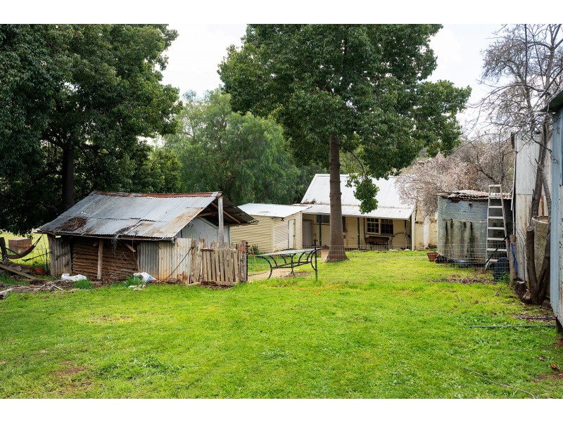 108 Tarilta Road, Guildford VIC 3451