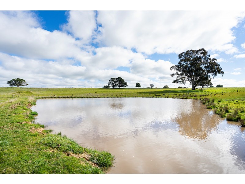 108 Tarilta Road, Guildford VIC 3451