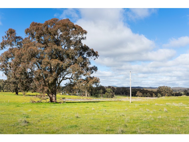 108 Tarilta Road, Guildford VIC 3451