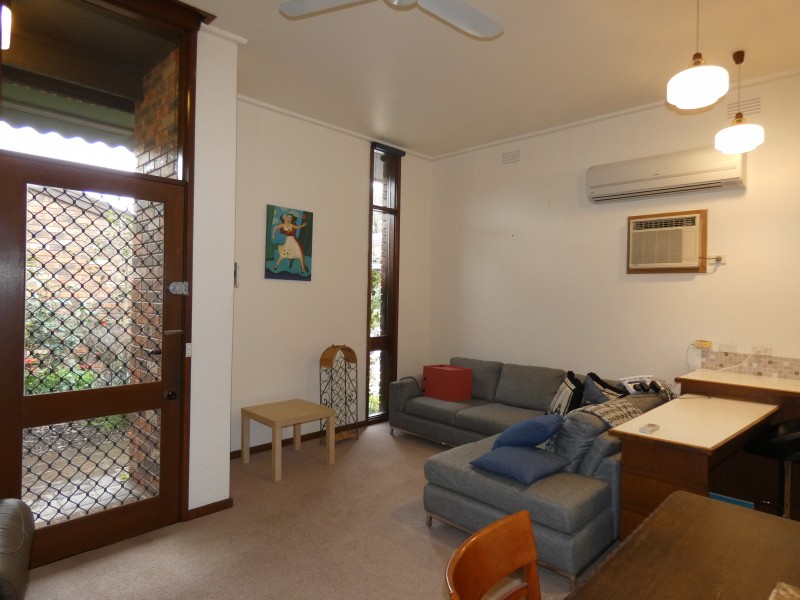 3/8 Halford Street, Castlemaine VIC 3450