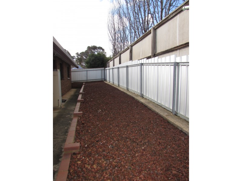 2/60 Blakeley Road, Castlemaine VIC 3450