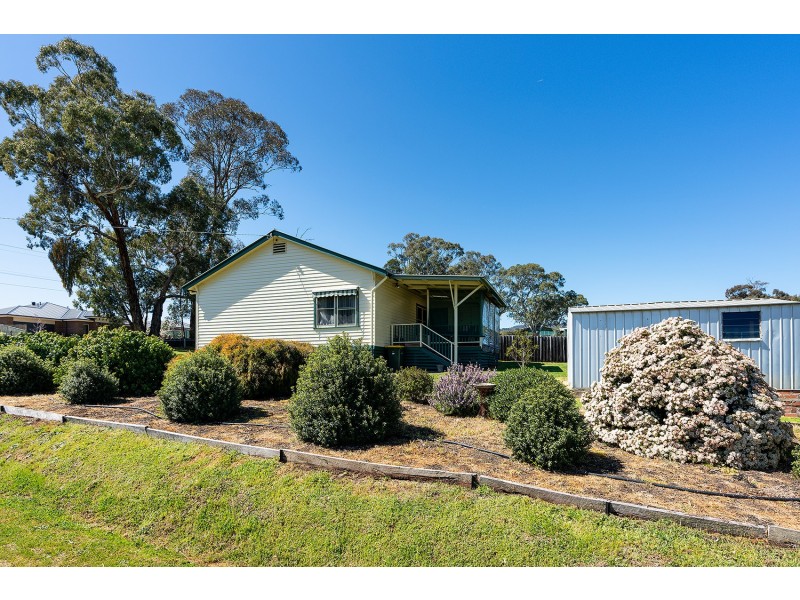 21 Mills Road, Harcourt VIC 3453