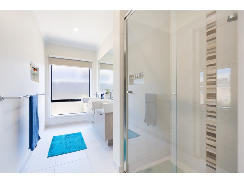 12 Carloway Drive, Castlemaine VIC 3450