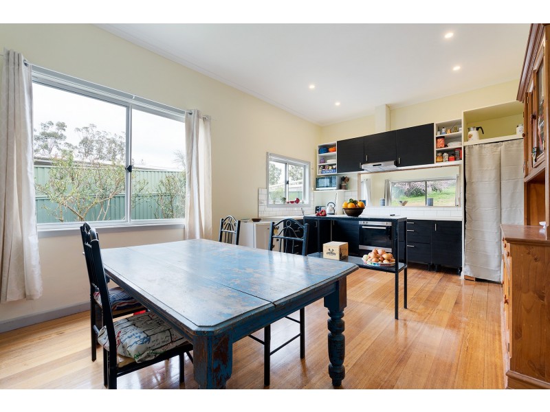 32 Buckley Street, Harcourt VIC 3453