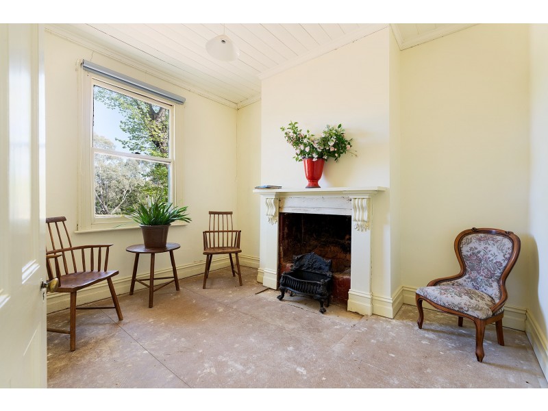 282 Pyrenees Highway, Chewton VIC 3451