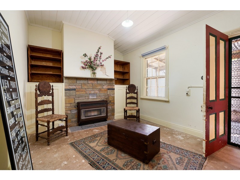 282 Pyrenees Highway, Chewton VIC 3451