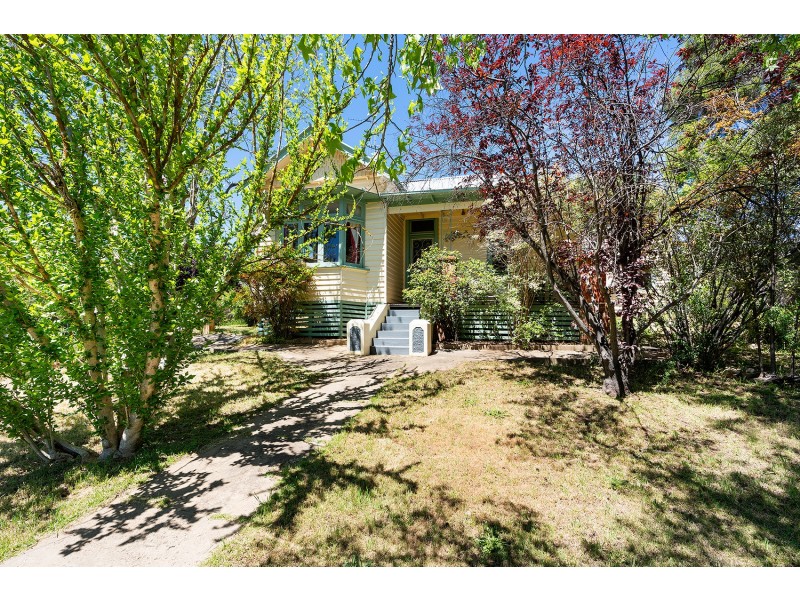 63 Johnstone Street, Castlemaine VIC 3450