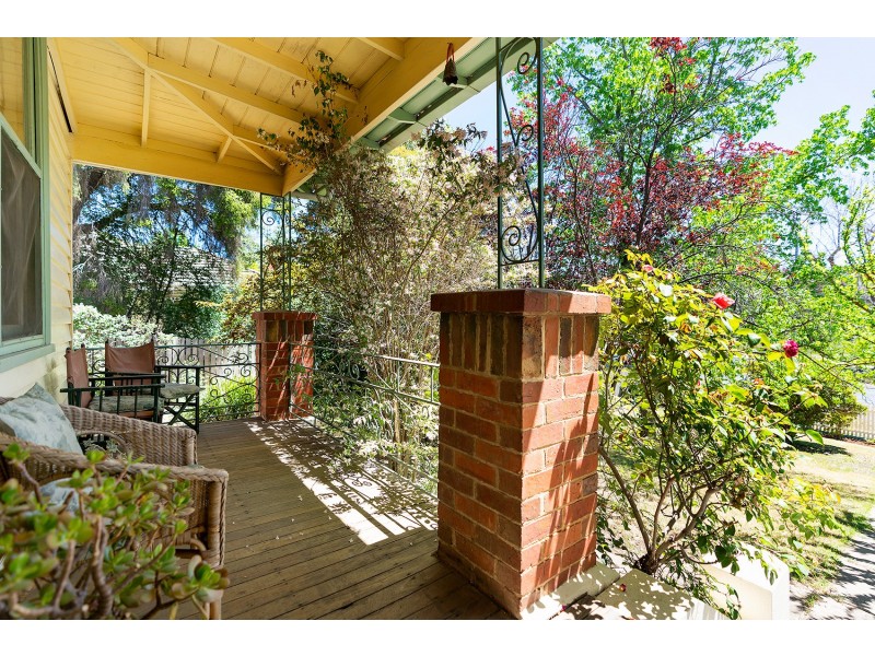 63 Johnstone Street, Castlemaine VIC 3450