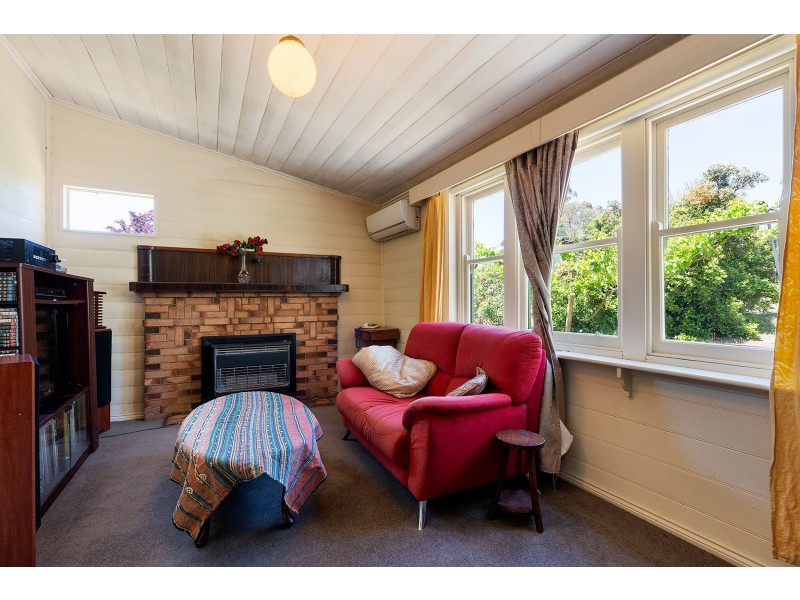 63 Johnstone Street, Castlemaine VIC 3450