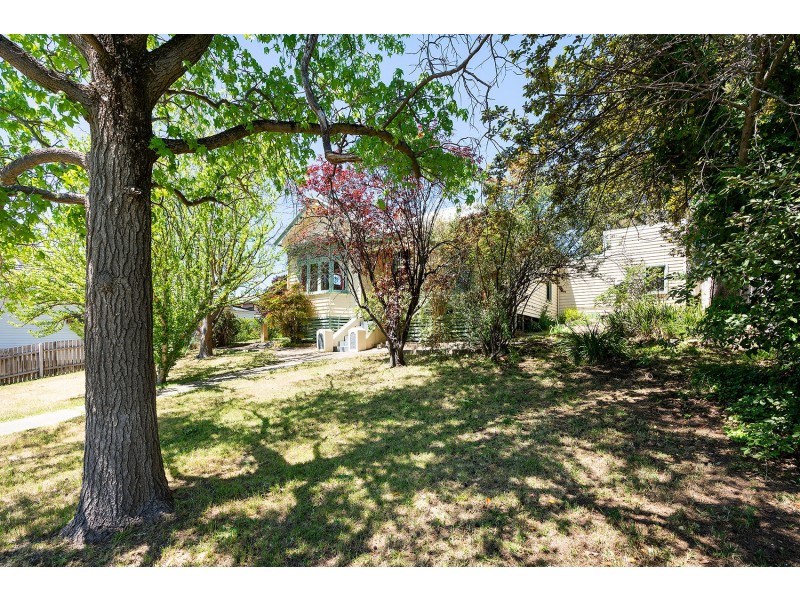 63 Johnstone Street, Castlemaine VIC 3450