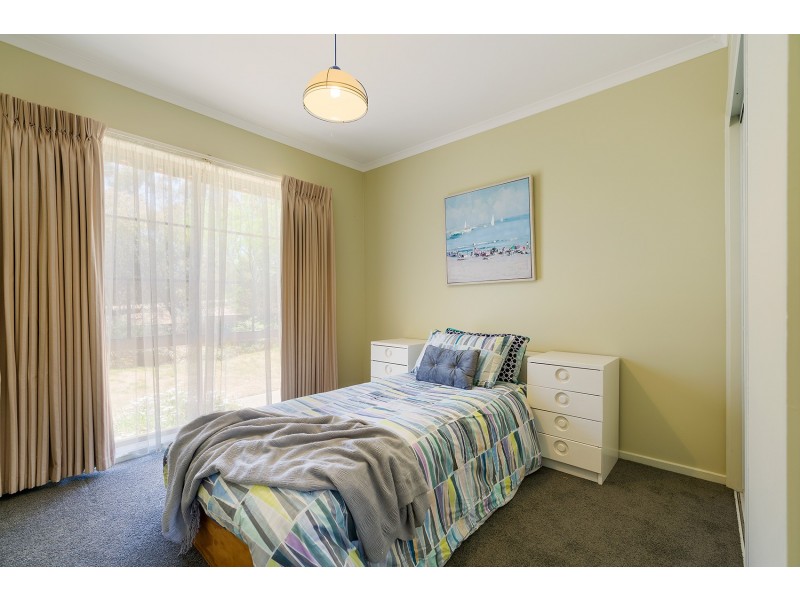 64 Blakeley Road, Castlemaine VIC 3450