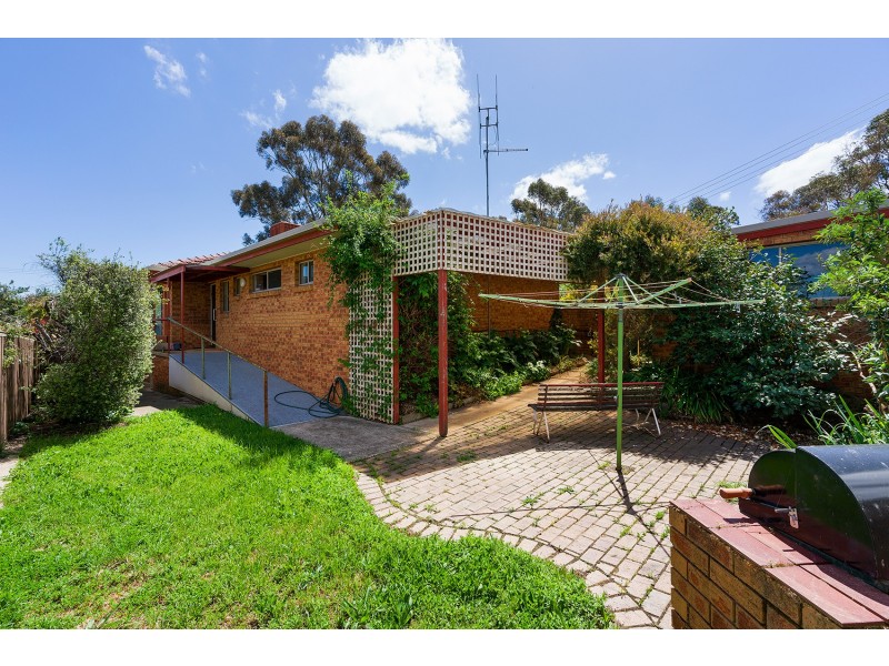 64 Blakeley Road, Castlemaine VIC 3450