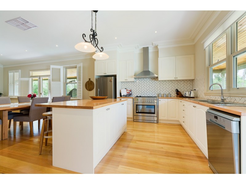 364 Barker Street, Castlemaine VIC 3450