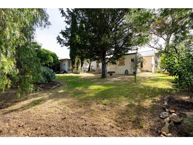 122 Duke Street, Castlemaine VIC 3450