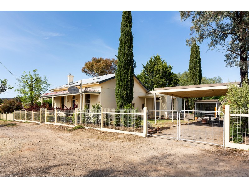 122 Duke Street, Castlemaine VIC 3450