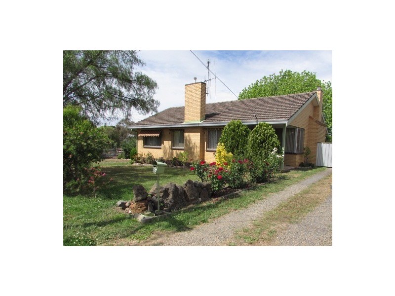 25 Wheeler Street, Castlemaine VIC 3450