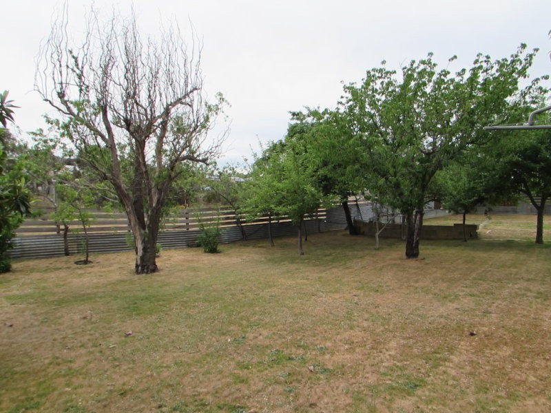 25 Wheeler Street, Castlemaine VIC 3450