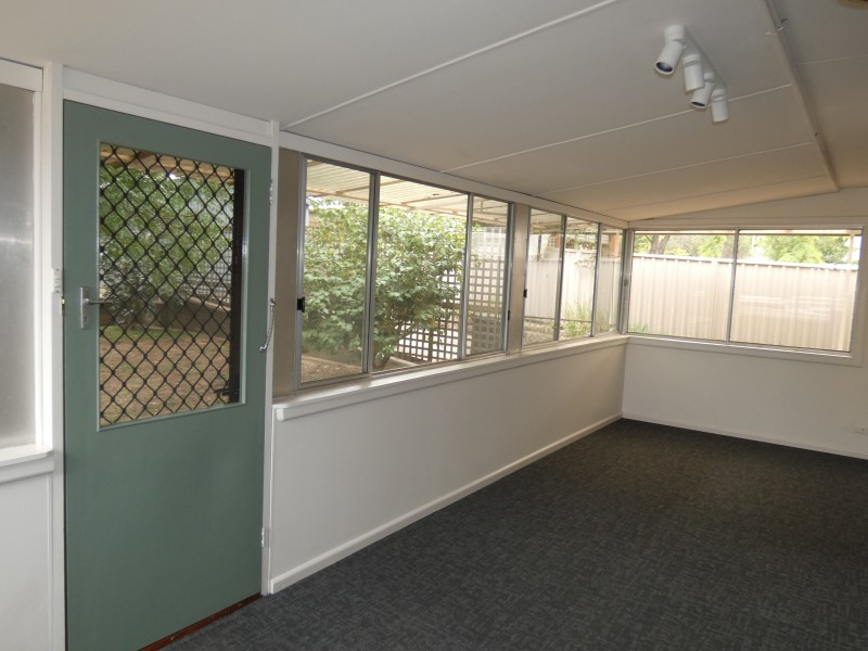 5 Lawson Parade, Castlemaine VIC 3450