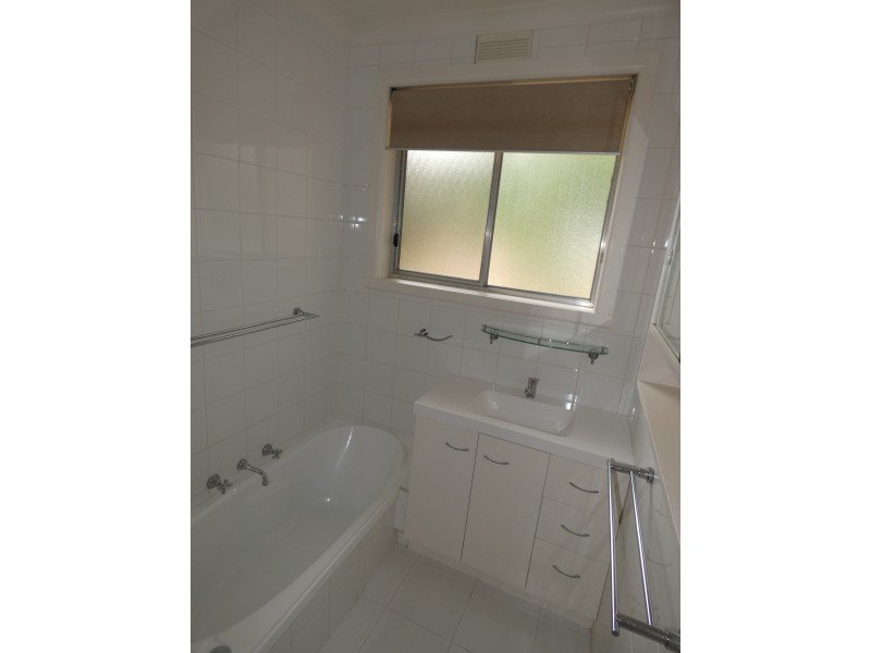 5 Lawson Parade, Castlemaine VIC 3450