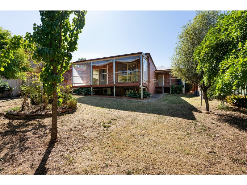 5 Carol Street, Castlemaine VIC 3450