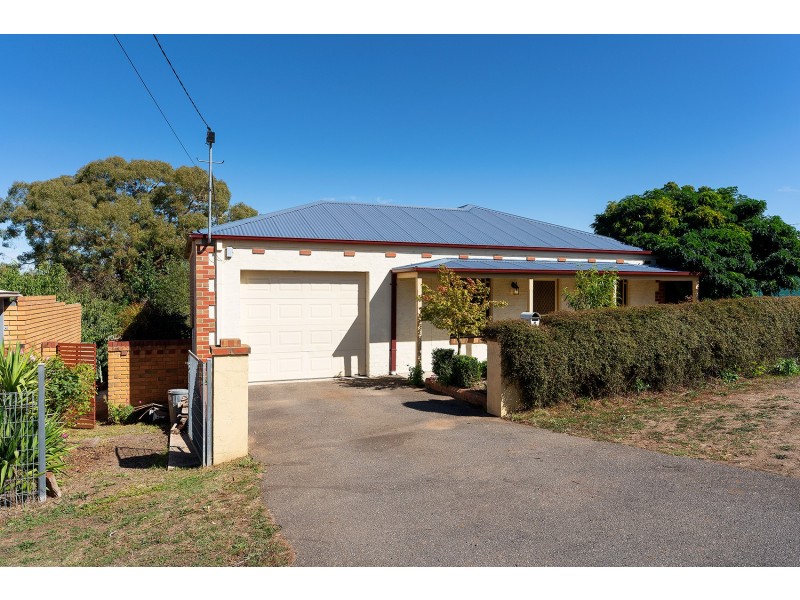 5 Carol Street, Castlemaine VIC 3450