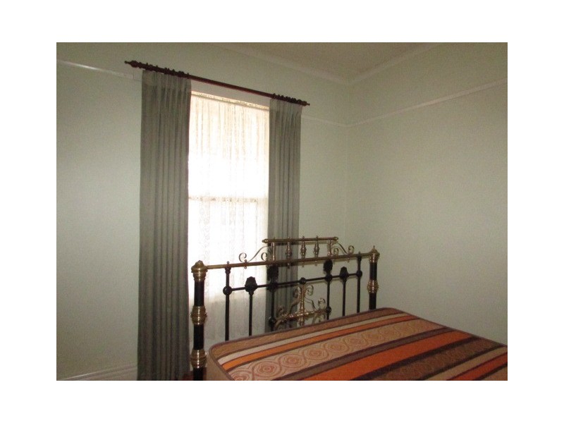 84 Hargraves Street, Castlemaine VIC 3450