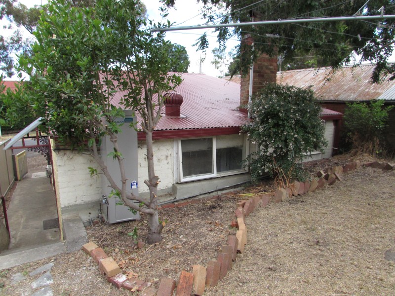 84 Hargraves Street, Castlemaine VIC 3450