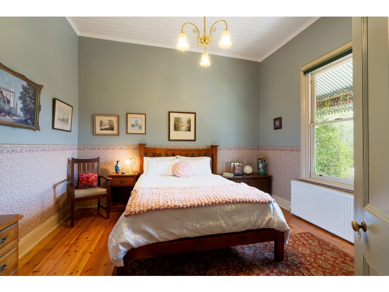 50 Urquhart Street, Castlemaine VIC 3450