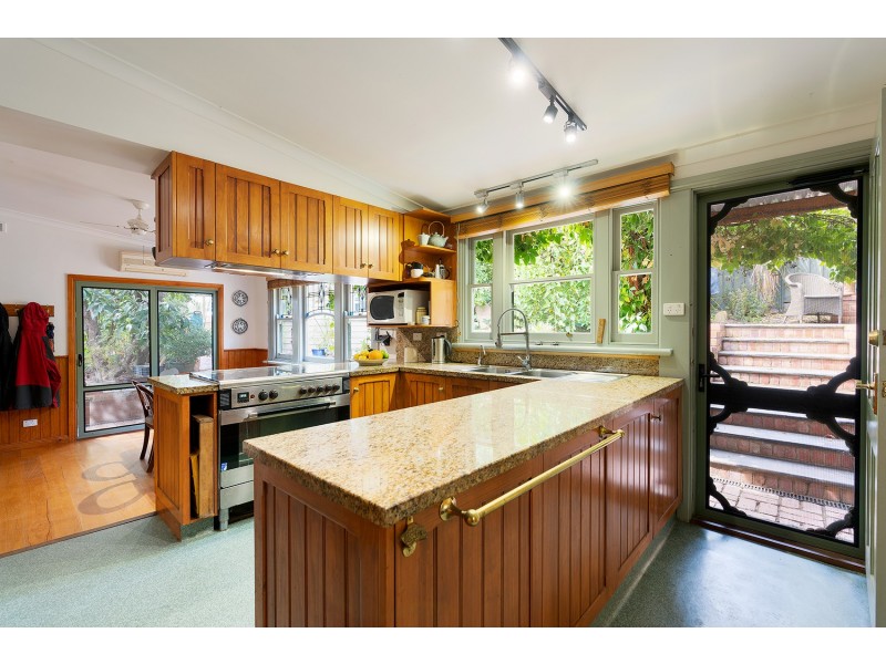 50 Urquhart Street, Castlemaine VIC 3450