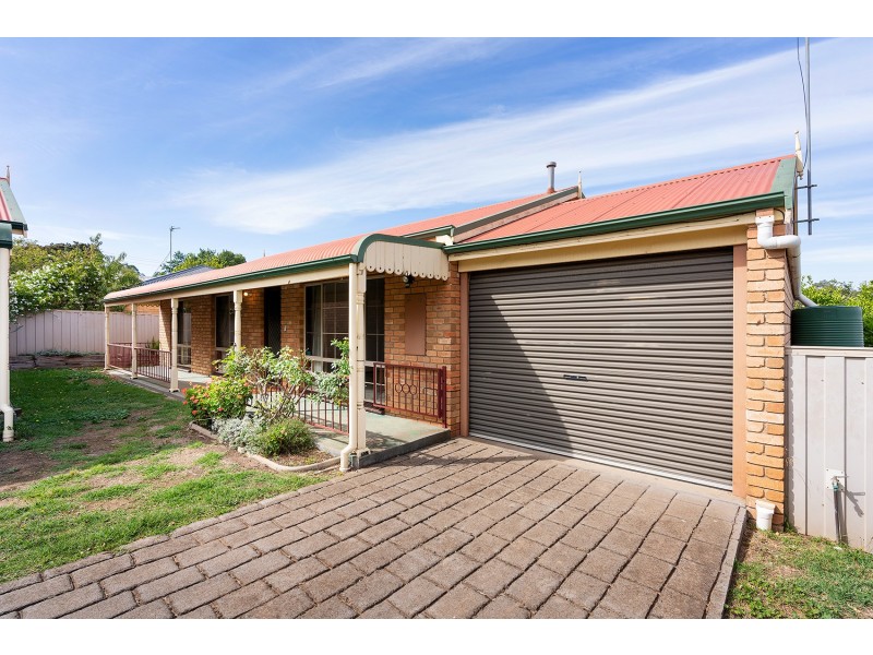 4/4 Union Street, Castlemaine VIC 3450