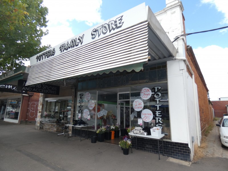 172 Barker Street, Castlemaine VIC 3450