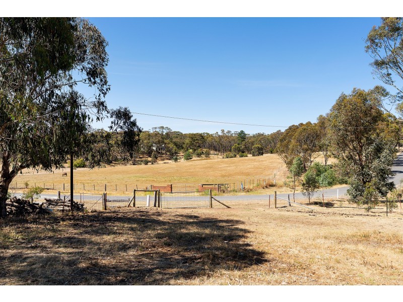 115 Peelers Road, Barkers Creek VIC 3451