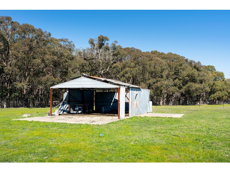 255 Pollards Road, Elphinstone VIC 3448