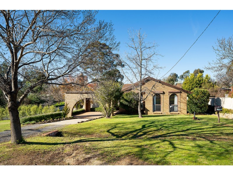 104 Farnsworth Street, Castlemaine VIC 3450