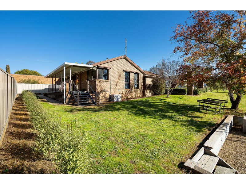 104 Farnsworth Street, Castlemaine VIC 3450