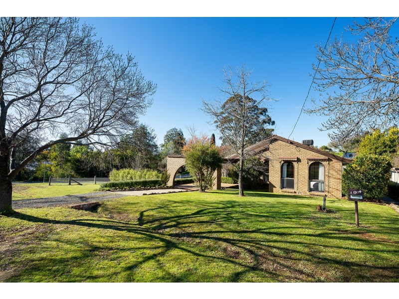 104 Farnsworth Street, Castlemaine VIC 3450