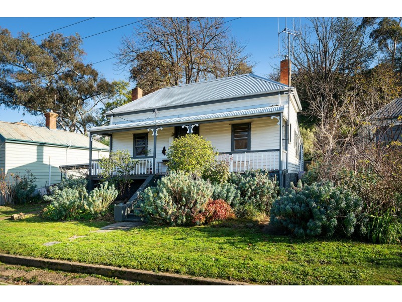 47 Gingell Street, Castlemaine VIC 3450