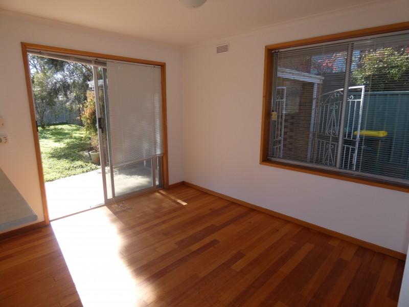 9 McGibbon Street, Castlemaine VIC 3450