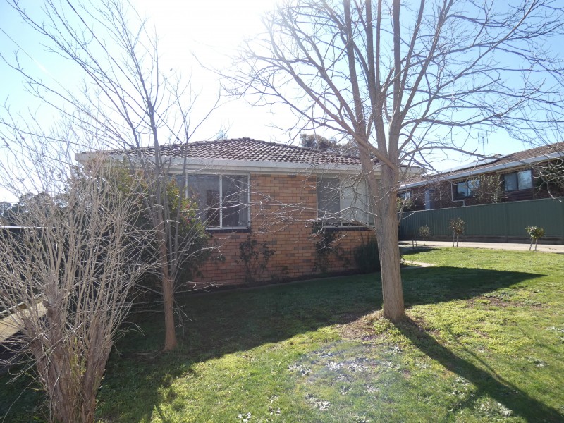 9 McGibbon Street, Castlemaine VIC 3450