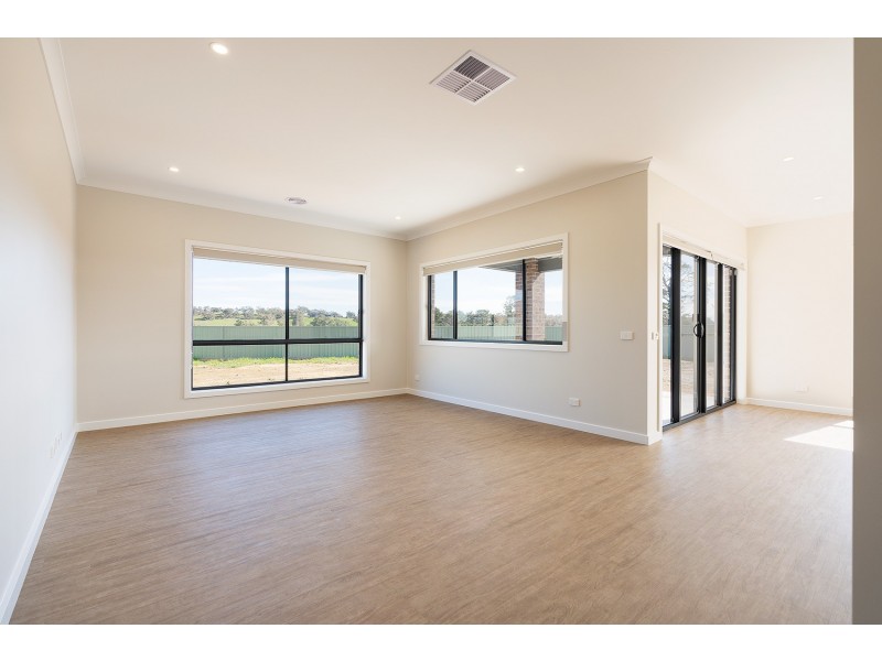 6 Tackane Court, Campbells Creek VIC 3451