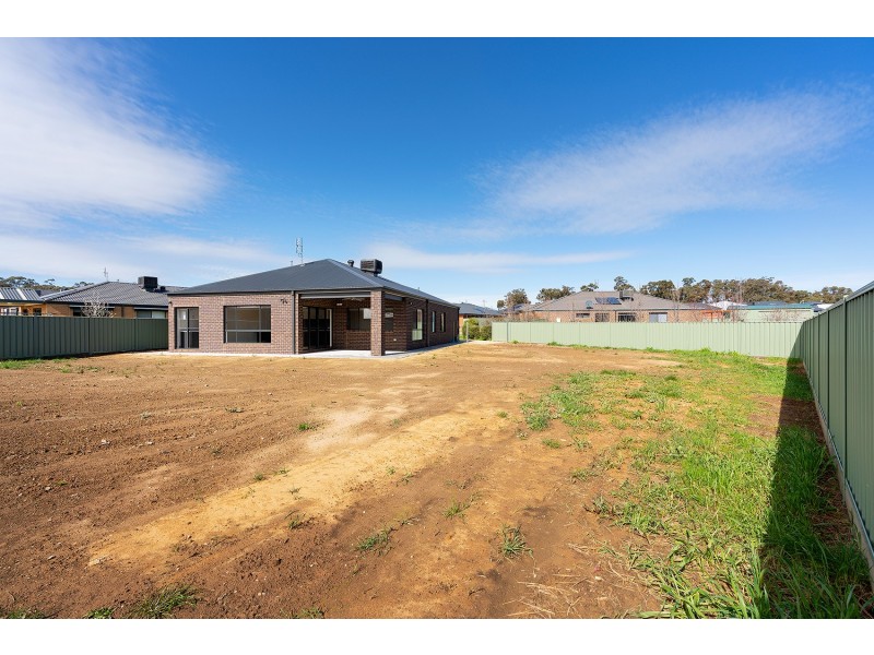 6 Tackane Court, Campbells Creek VIC 3451