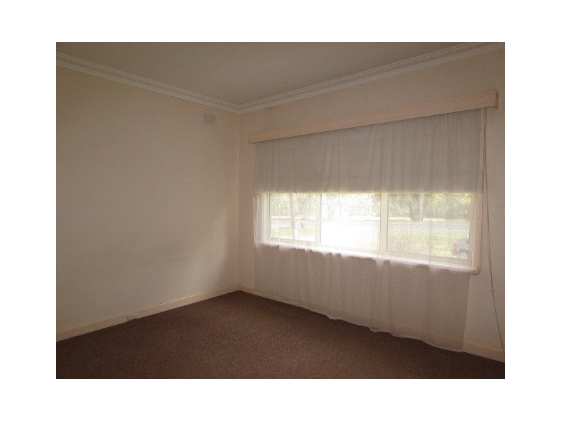 8890 Midland Highway, Harcourt VIC 3453