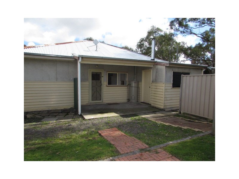 8890 Midland Highway, Harcourt VIC 3453