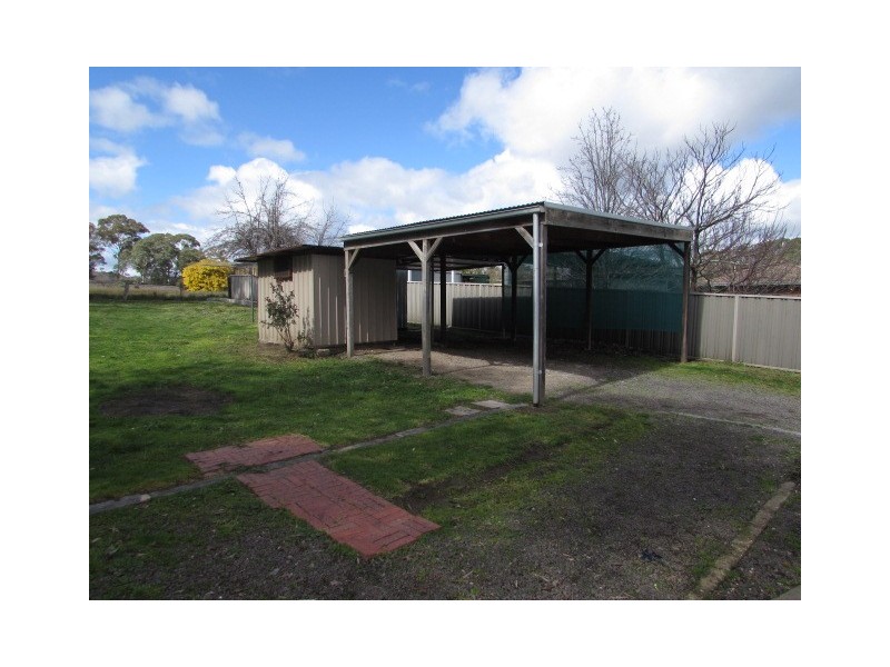 8890 Midland Highway, Harcourt VIC 3453