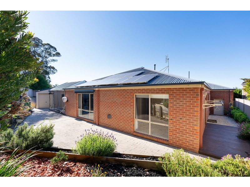 20 Yurunga Drive, Mckenzie Hill VIC 3451