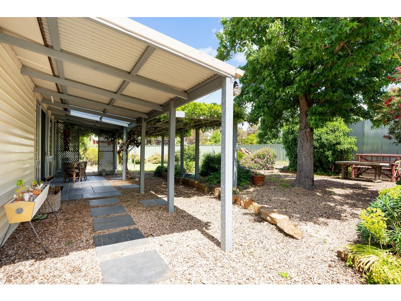 15 Pitman Street, Chewton VIC 3451